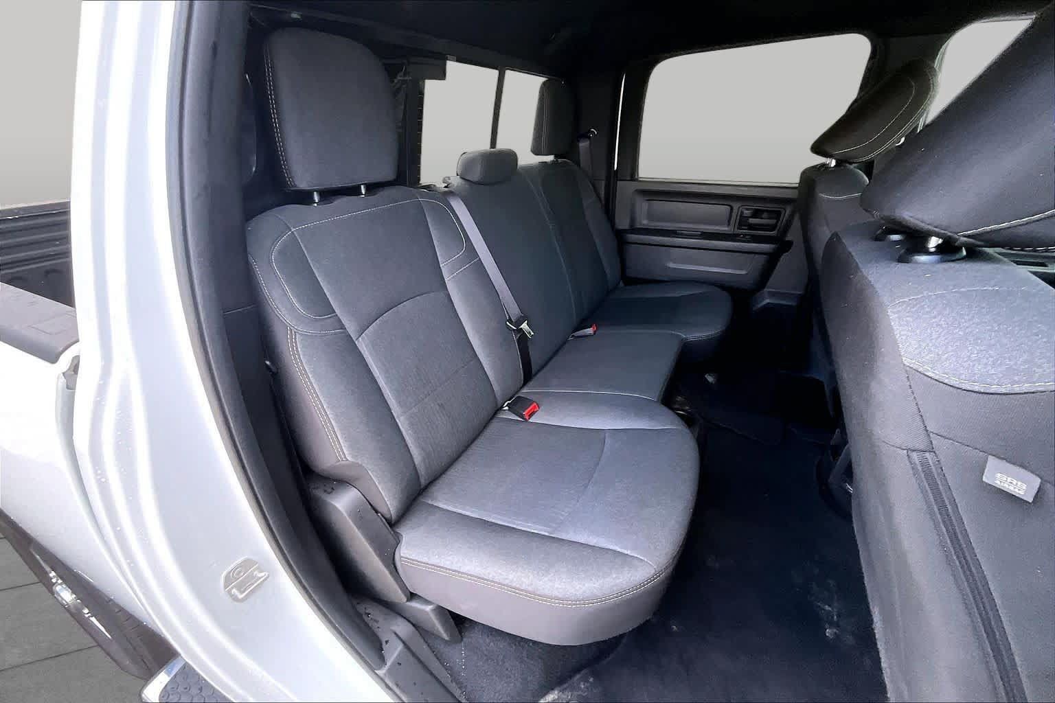 Used 2024 RAM 2500 Tradesman w/ Chrome Appearance Group AWD/4WD image 20