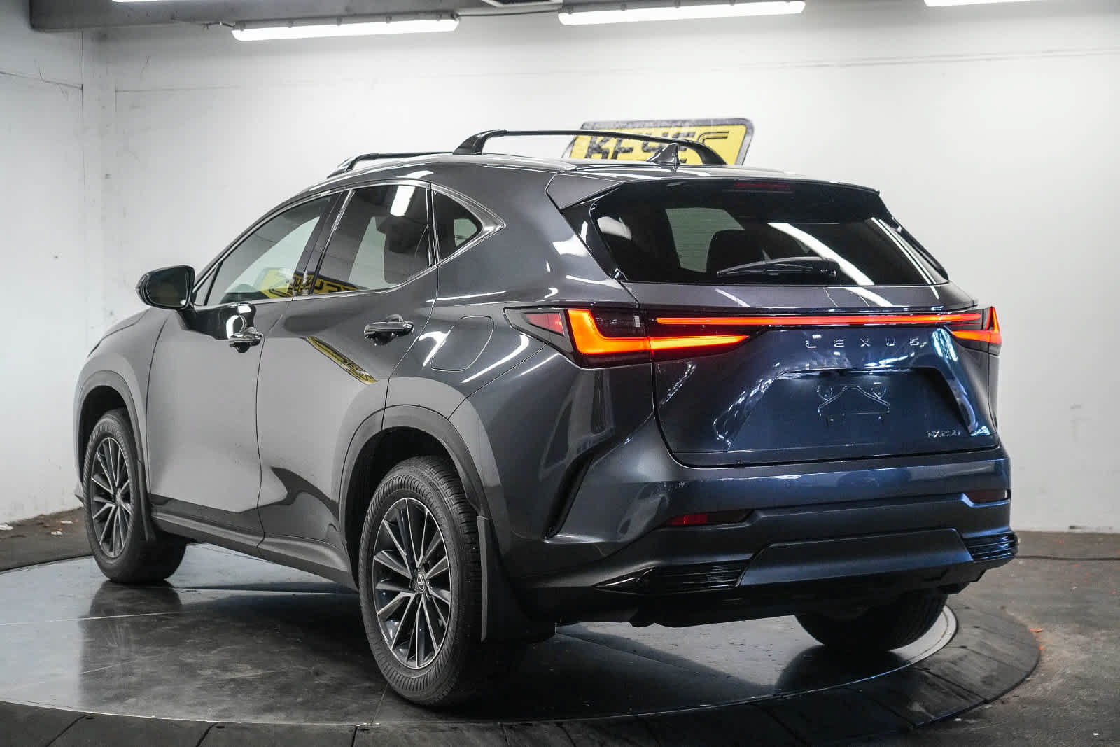 Used 2025 Lexus NX 250 FWD w/ Accessory Package (2T) image 6