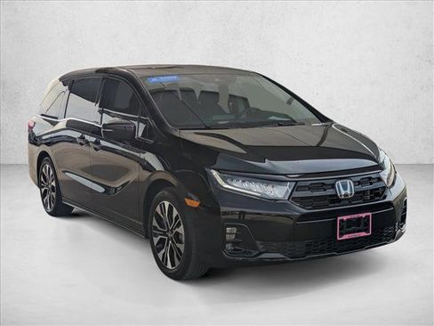 Certified 2025 Honda Odyssey Elite image 3
