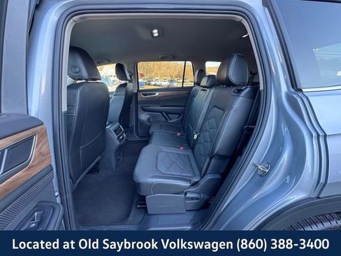 Certified 2024 Volkswagen Atlas SE image 9