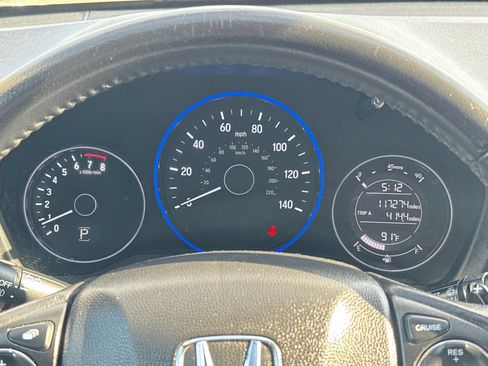 Used 2017 Honda HR-V EX-L image 17