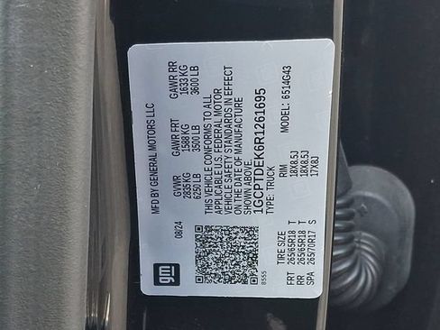 Used 2024 Chevrolet Colorado Z71 w/ Z71 Convenience Package 2 AWD/4WD image 26