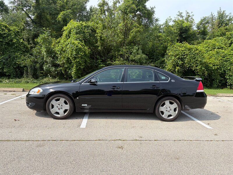 Used 2006 Chevrolet Impala SS FWD image 2