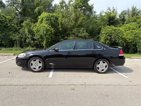 Used 2006 Chevrolet Impala SS FWD image 2