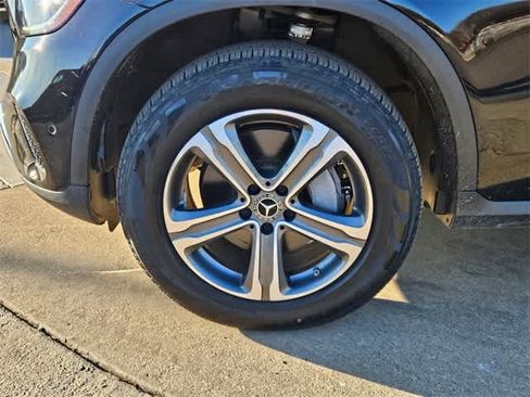 Certified 2022 Mercedes-Benz GLC 300 image 13