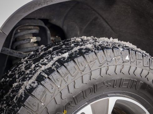 Used 2019 Chevrolet Colorado LT image 11