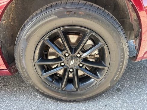 Used 2020 Dodge Grand Caravan SXT w/ Driver Convenience Group FWD image 26