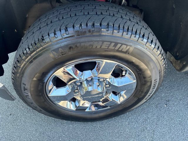 Used 2019 GMC Sierra 3500 Denali w/ Duramax Plus Package AWD/4WD image 46