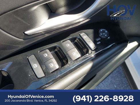 Certified 2022 Hyundai Santa Cruz Limited image 29