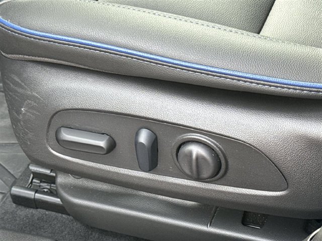 Used 2024 Buick Envista Sport Touring w/ Convenience I Package FWD image 34