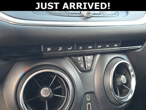 Used 2019 Chevrolet Blazer LT AWD/4WD image 15