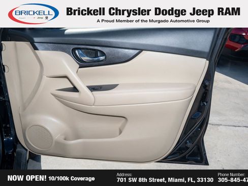 Used 2017 Nissan Rogue S image 12