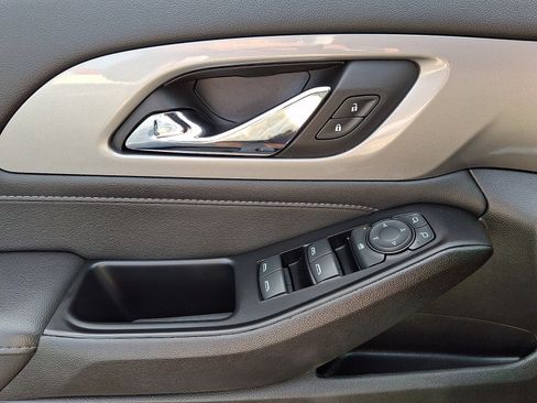 Used 2023 Chevrolet Traverse LT w/ LPO, Floor Liner Package AWD/4WD image 14