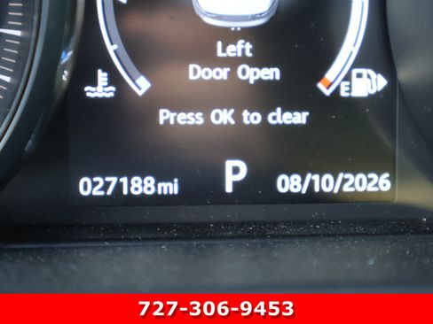 Used 2016 Jaguar F-TYPE R AWD/4WD image 23