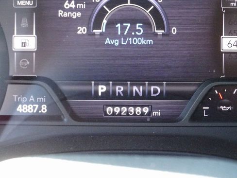 Used 2021 RAM 1500 Big Horn w/ Built-to-serve Edition image 24