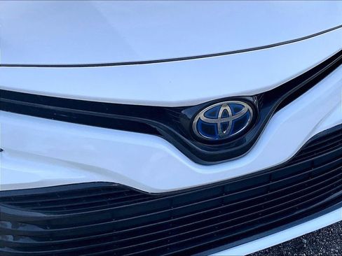 Used 2020 Toyota Camry LE image 29