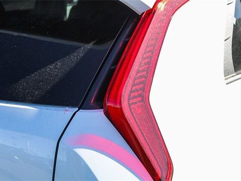 New 2025 Kia Niro EX image 9