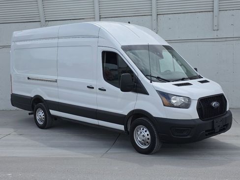 Used 2023 Ford Transit 250 148 High Roof Extended AWD image 3