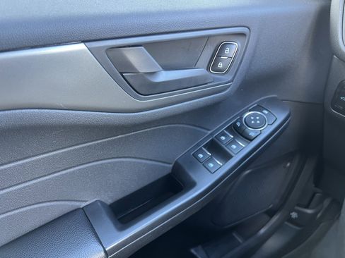 Used 2023 Ford Escape Active image 17