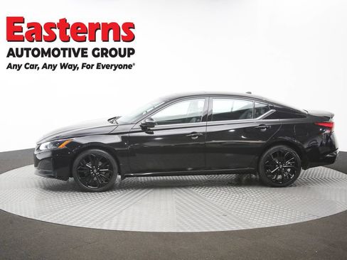 Used 2023 Nissan Altima 2.5 SR w/ SR Premium Package AWD/4WD image 60