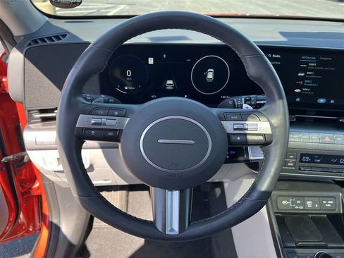 Used 2024 Hyundai Kona Limited FWD image 14