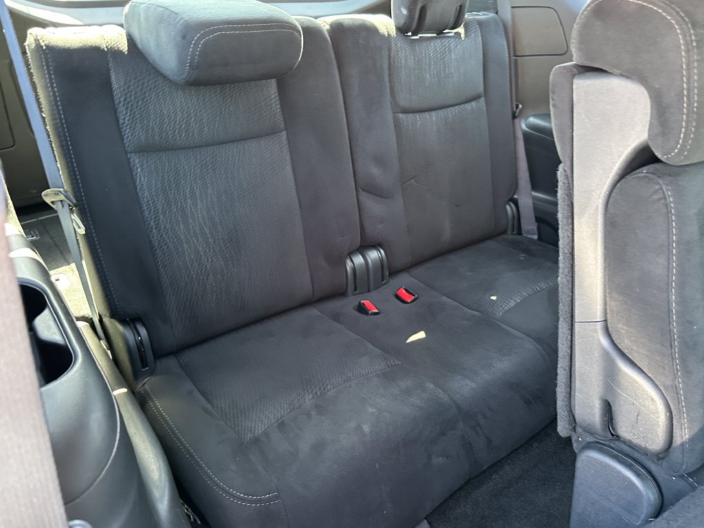Used 2016 Nissan Pathfinder SV FWD image 17