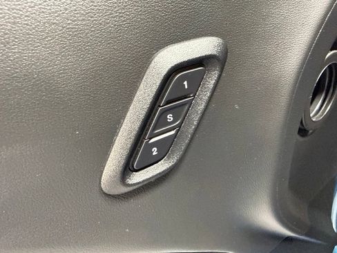 Used 2022 Dodge Challenger R/T Scat Pack w/ Plus Package RWD image 14