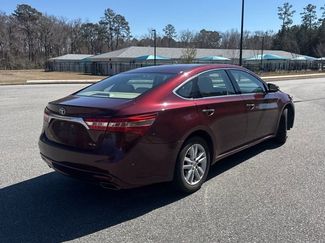 Used 2014 Toyota Avalon XLE video 2