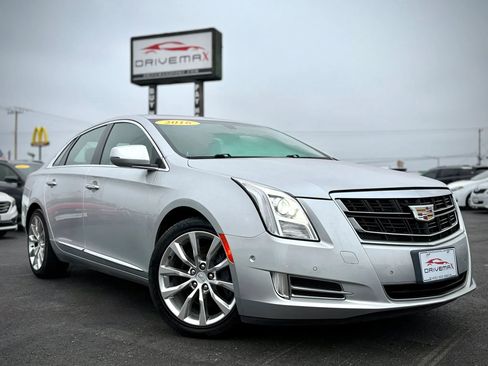 Used 2016 Cadillac XTS Luxury FWD image 1