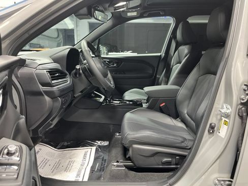 Used 2026 Subaru Forester Limited AWD/4WD image 16