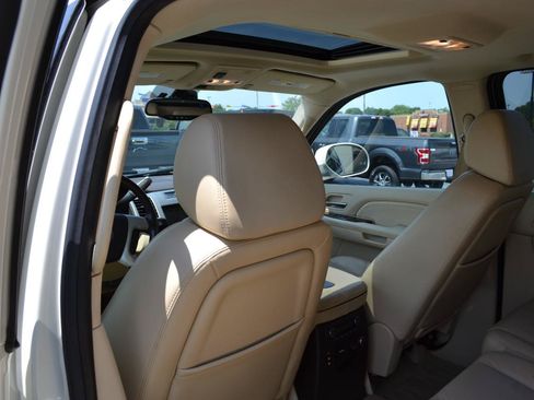 Used 2008 Cadillac Escalade EXT AWD/4WD image 44
