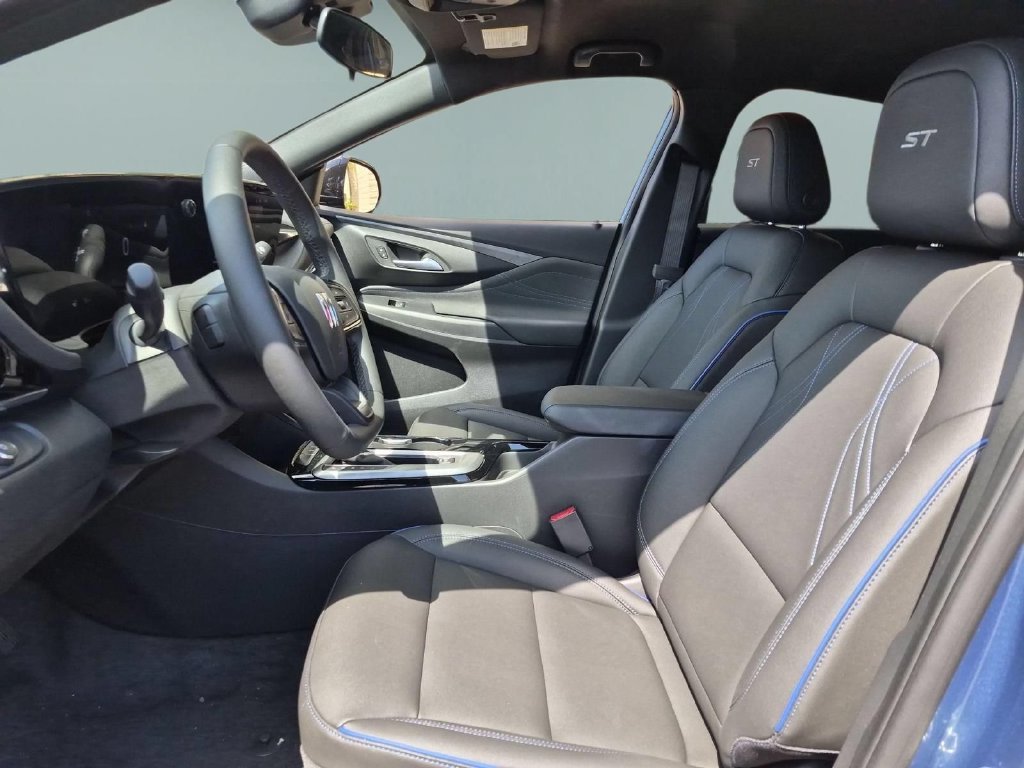 New 2026 Buick Envista Sport Touring FWD image 17