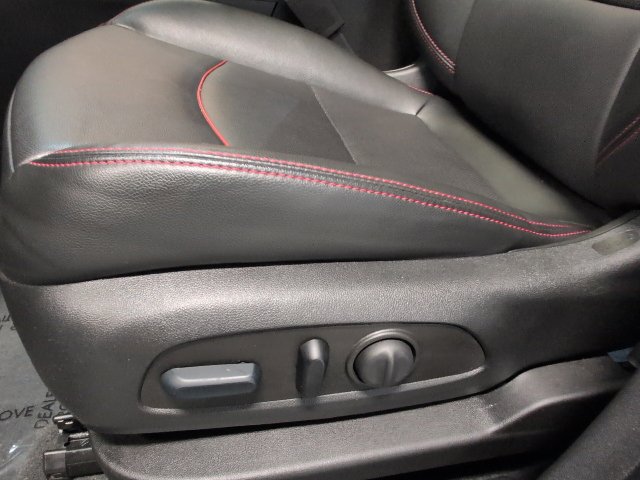Certified 2024 Chevrolet Equinox RS w/ RS Leather Package AWD/4WD image 14