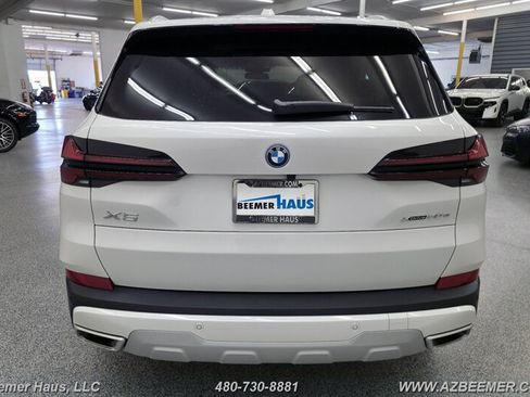 Used 2026 BMW X5 xDrive50e AWD/4WD image 12