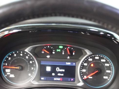 Used 2021 Chevrolet Traverse Premier w/ Redline Edition AWD/4WD image 18