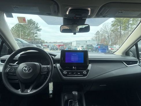 Used 2024 Toyota Corolla LE image 10