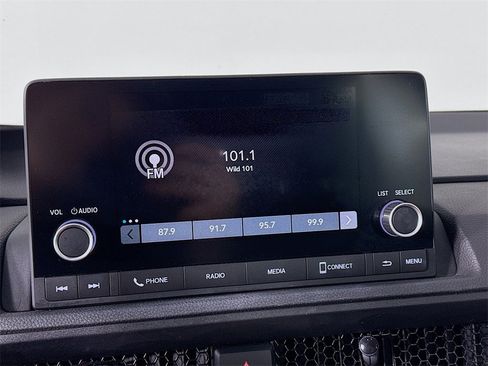 Used 2023 Honda CR-V Sport image 14