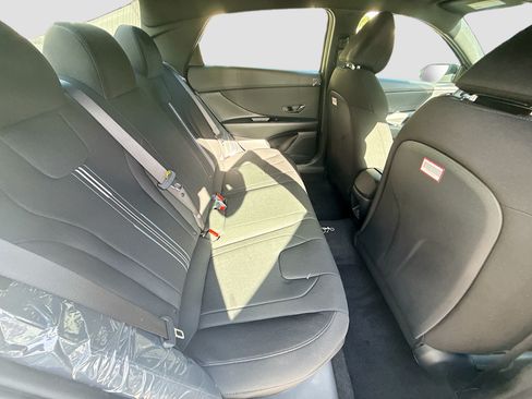 New 2026 Hyundai Elantra Sport FWD image 19