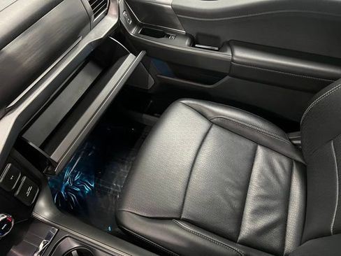 Used 2024 Ford F150 Lariat image 36