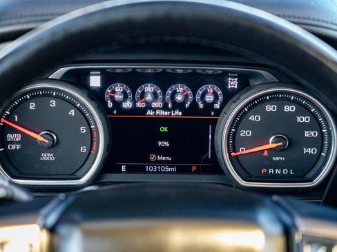 Used 2020 Chevrolet Silverado 1500 High Country w/ Technology Package AWD/4WD image 18