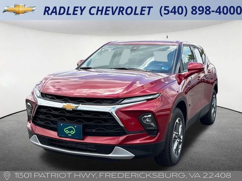 Certified 2023 Chevrolet Blazer LT w/ Driver Confidence Package FWD image 1