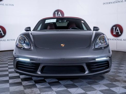 Used 2019 Porsche 718 Boxster RWD image 2