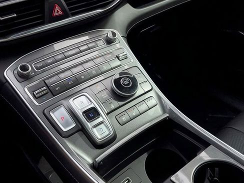Used 2022 Hyundai Santa Fe Calligraphy image 32