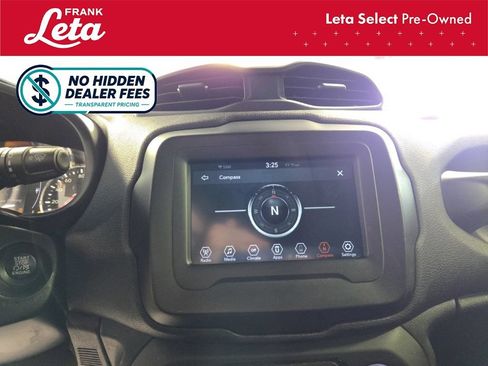 Used 2020 Jeep Renegade Latitude FWD image 10