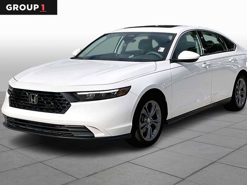 Used 2024 Honda Accord EX image 1