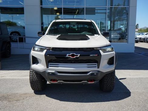 New 2026 Chevrolet Colorado ZR2 w/ Technology Package AWD/4WD image 3