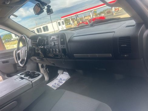 Used 2012 GMC Sierra 3500 SLE AWD/4WD image 16