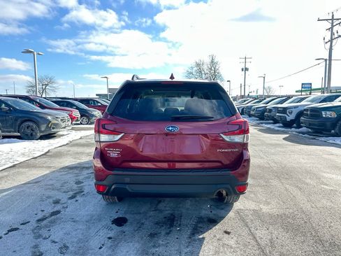 Used 2020 Subaru Forester Premium image 12