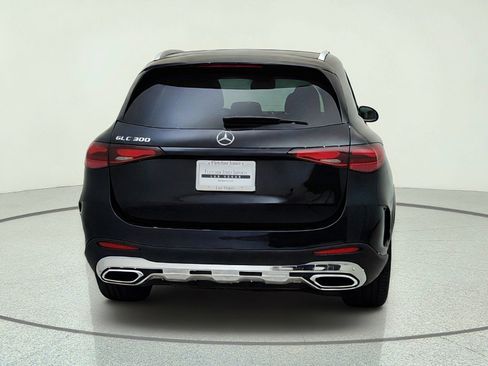 Used 2026 Mercedes-Benz GLC 300 image 10
