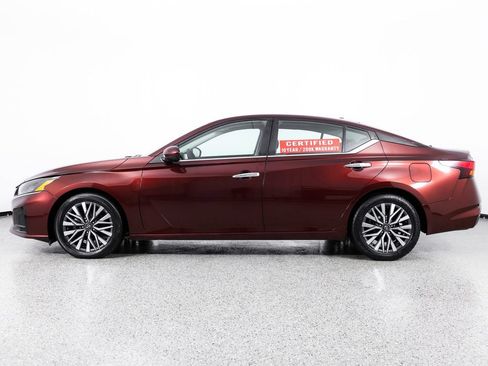 Used 2023 Nissan Altima 2.5 SV FWD image 5